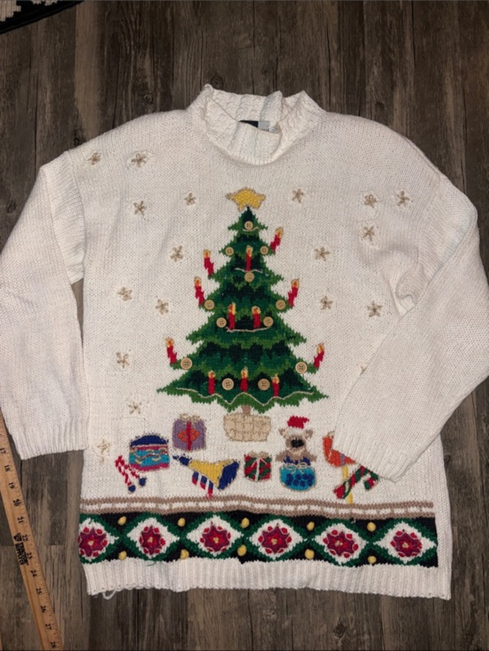 Vintage storybook Christmas sweater - woman’s large
